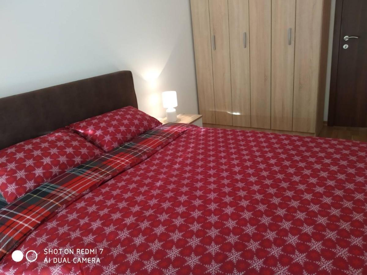 Aga Apartman Podgoriţa Exterior foto