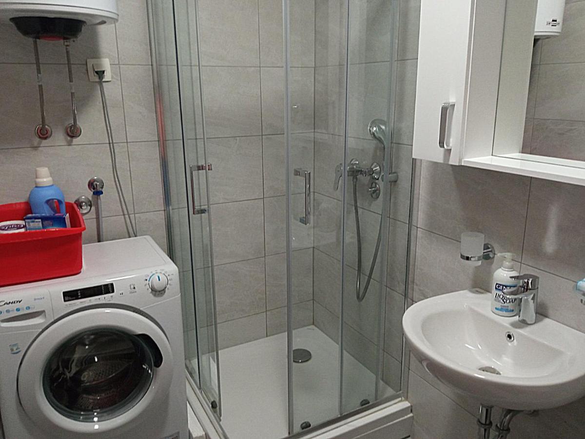 Aga Apartman Podgoriţa Exterior foto